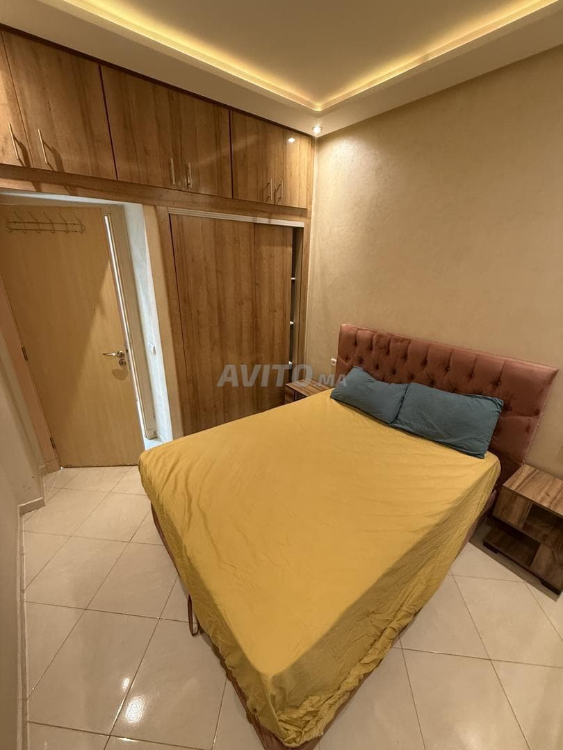 Appartement à vendre à Al Montazah Al Jadid, centre commercial, appartement direct