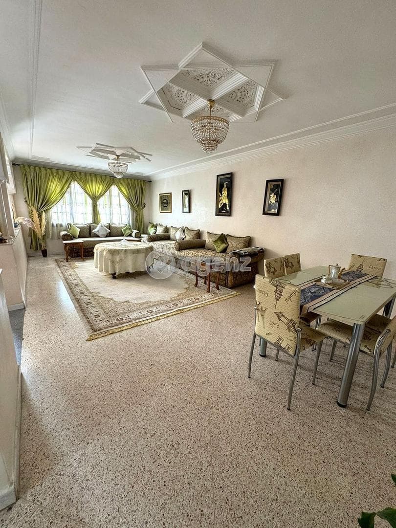 AGA-AG-1153 - Appartement à vendre à Hay Al Wafaa